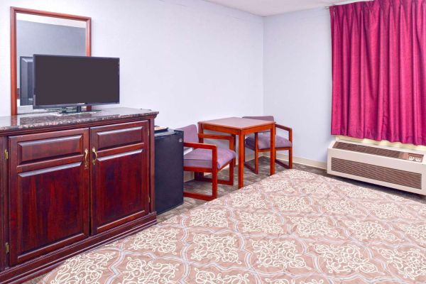 Hotel Econo Lodge Benton